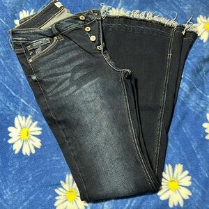 NWOT KanCan Flare Jeans 11/29